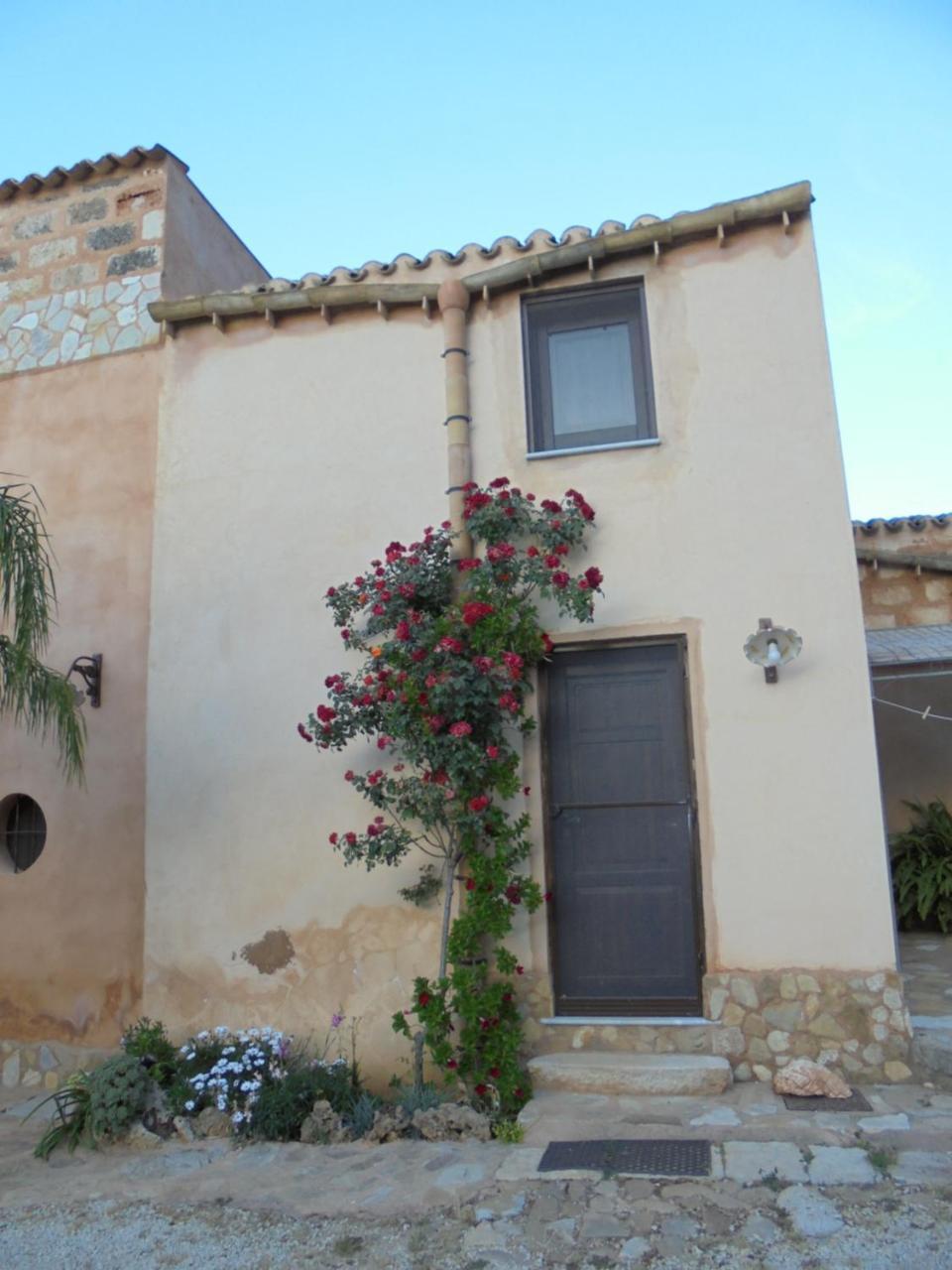Villa Baglio Poma Castelluzzo Exterior foto